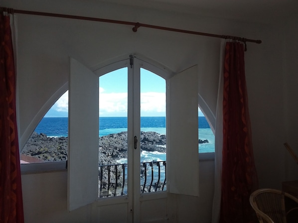 Panoramic-Doppelzimmer | Schreibtisch, Bettwäsche