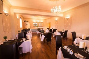 Restaurant - Heath Cottage Hotel (Dewsbury)