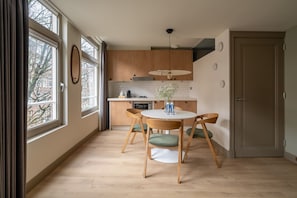 1 Bedroom Apartment with Sofa Bed | Private kitchen - Numa | Amsterdam Oosterpark (Amsterdam)