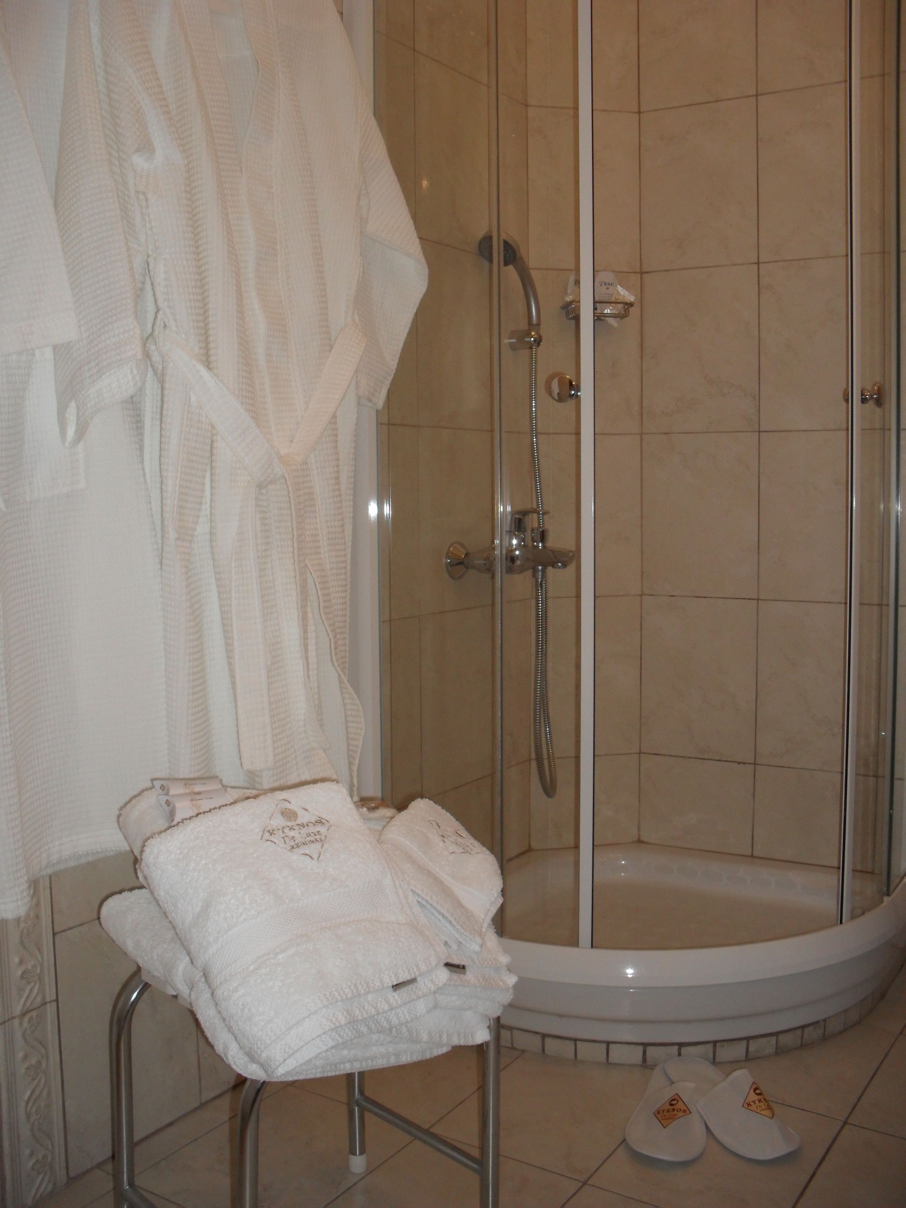 shower, free toiletries, hair dryer, dressing gowns