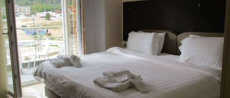 Egyptian cotton sheets, premium bedding, down duvets, pillow-top beds