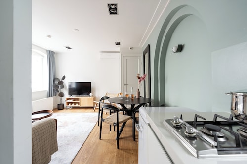  Numa Amsterdam Helmers