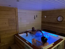 Salas de tratamiento para parejas, masajes con piedras calientes