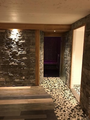 Couples treatment rooms, hot stone massages, deep-tissue massages - La Demeure des 2 Trésors (La Bresse)