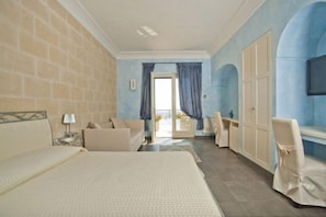 Hypo-allergenic bedding, down duvets, memory-foam beds, minibar