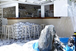Bar (en el alojamiento)