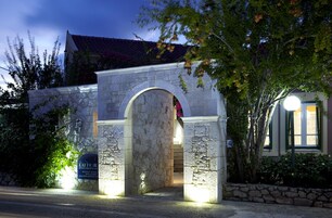Entrada al alojamiento