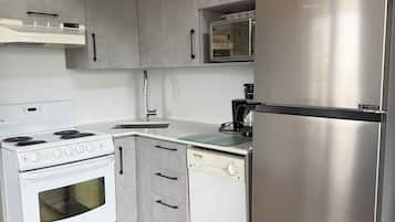 Condo, 1 habitación, cocina | Cocina privada