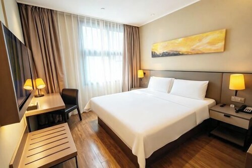 Homeinn Plus Hotel (Beijing Sanlitun Tuanjiehu Subway Station)