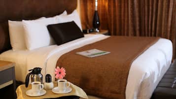 Sábanas de algodón egipcio, ropa de cama hipoalergénica y minibar