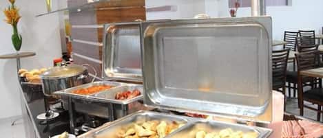 Free daily buffet breakfast