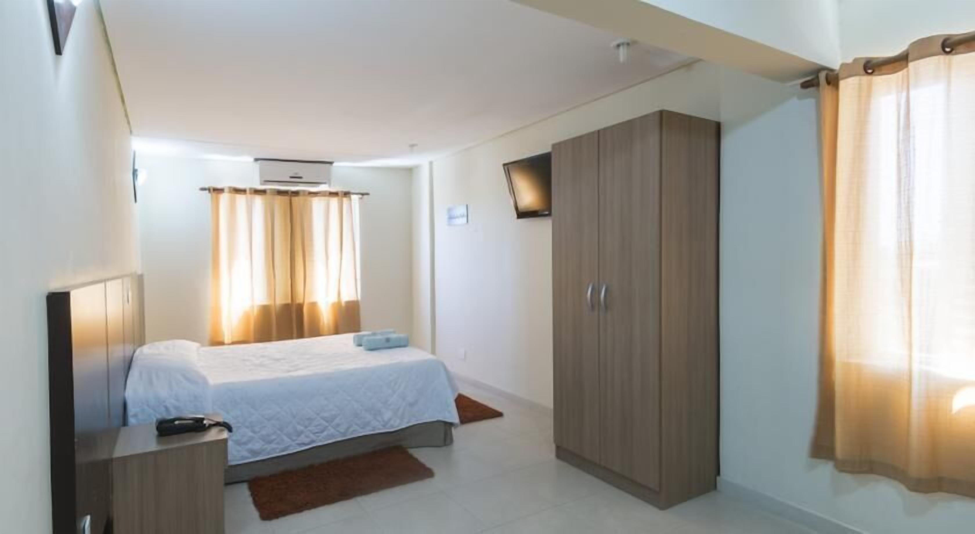 迷你吧、房內夾萬、遮光窗簾/窗簾、免費 Wi-Fi