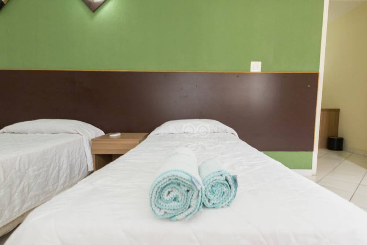 Minibar, in-room safe, blackout drapes, WiFi (free)