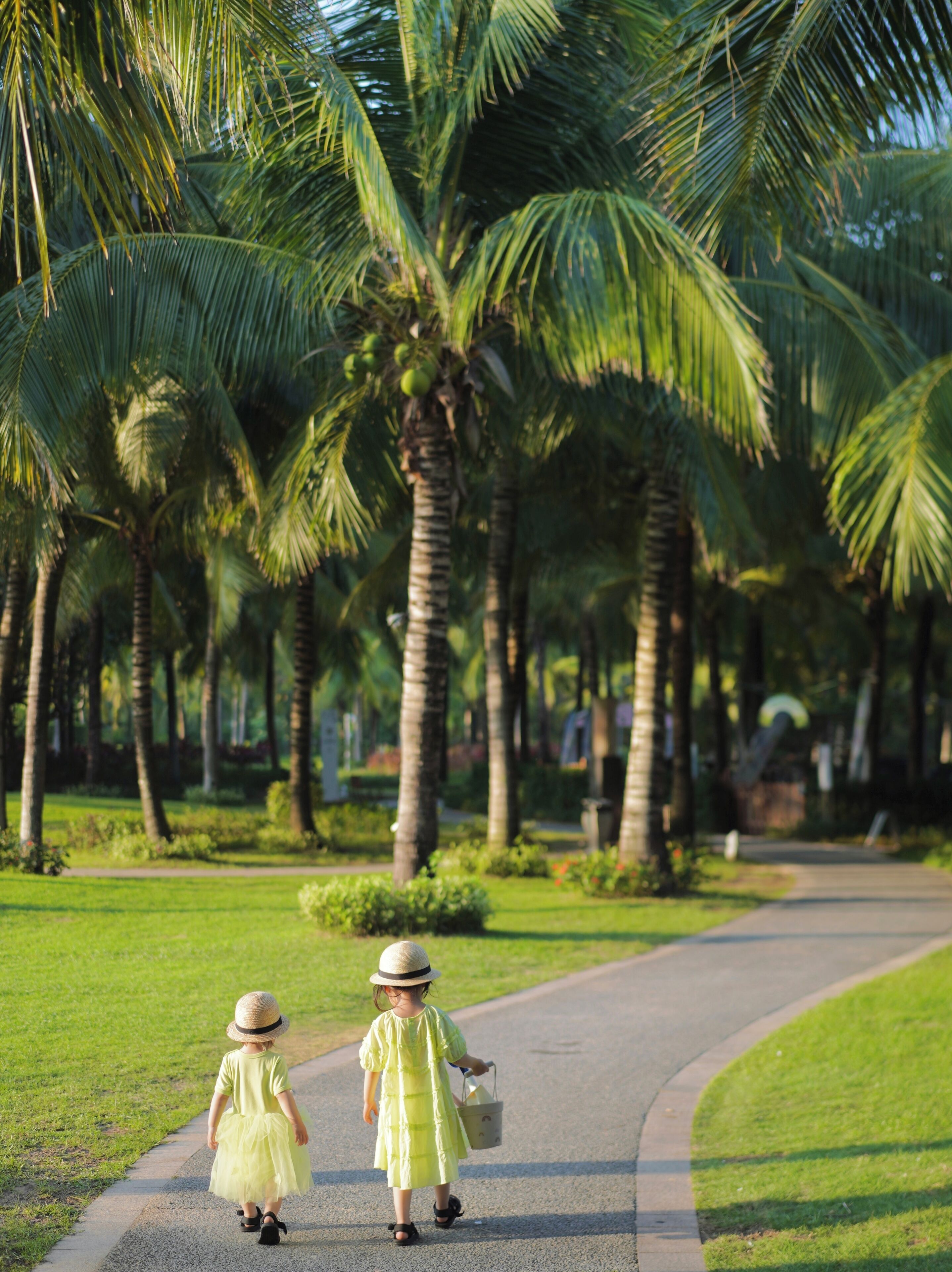 children’s play area – outdoor