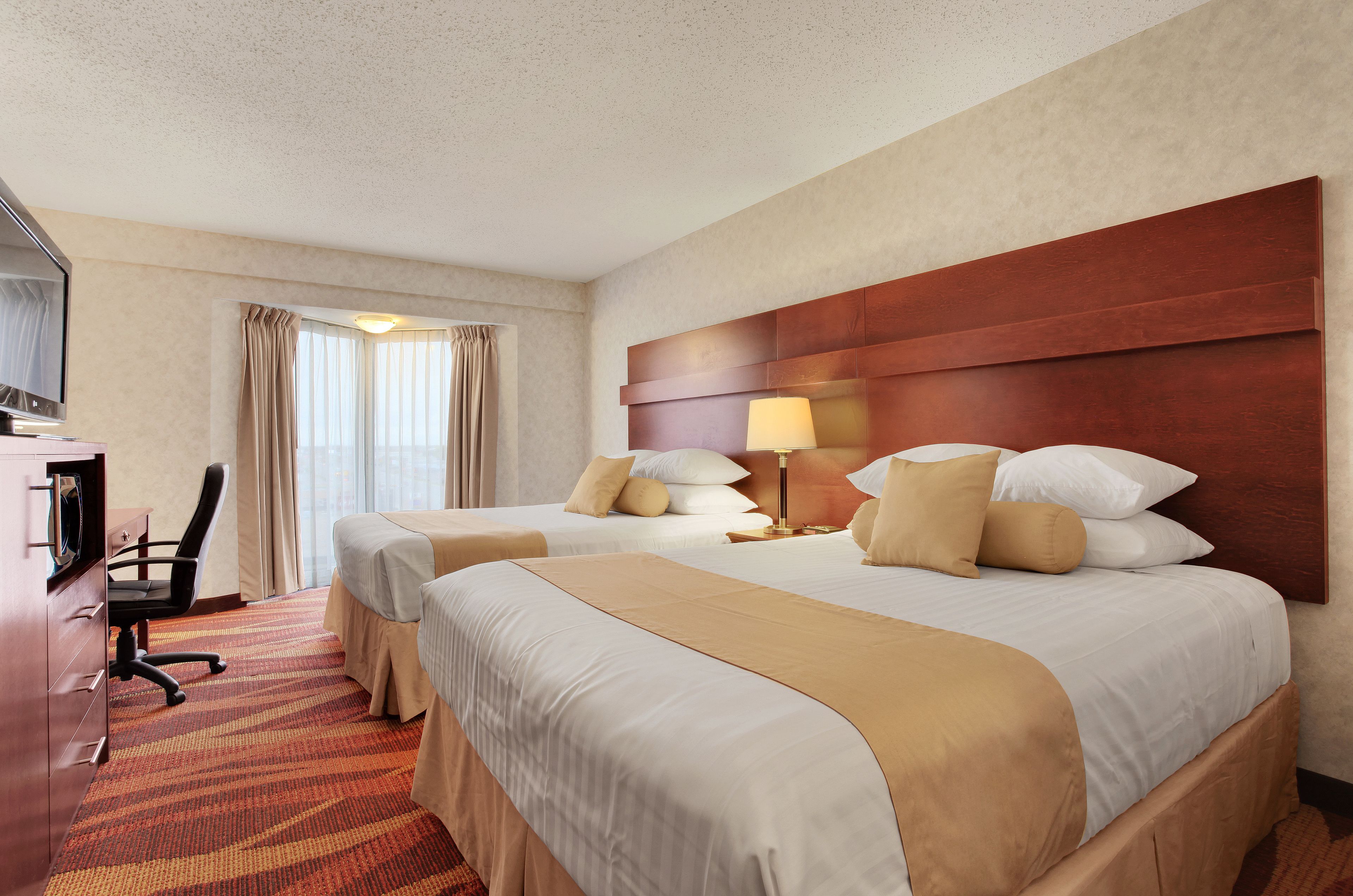 客房, 2 张大床, 无烟房 | 加厚床垫、办公桌、遮光窗帘、熨斗/熨衣板