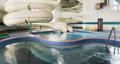 Travelodge by Wyndham Lloydminster