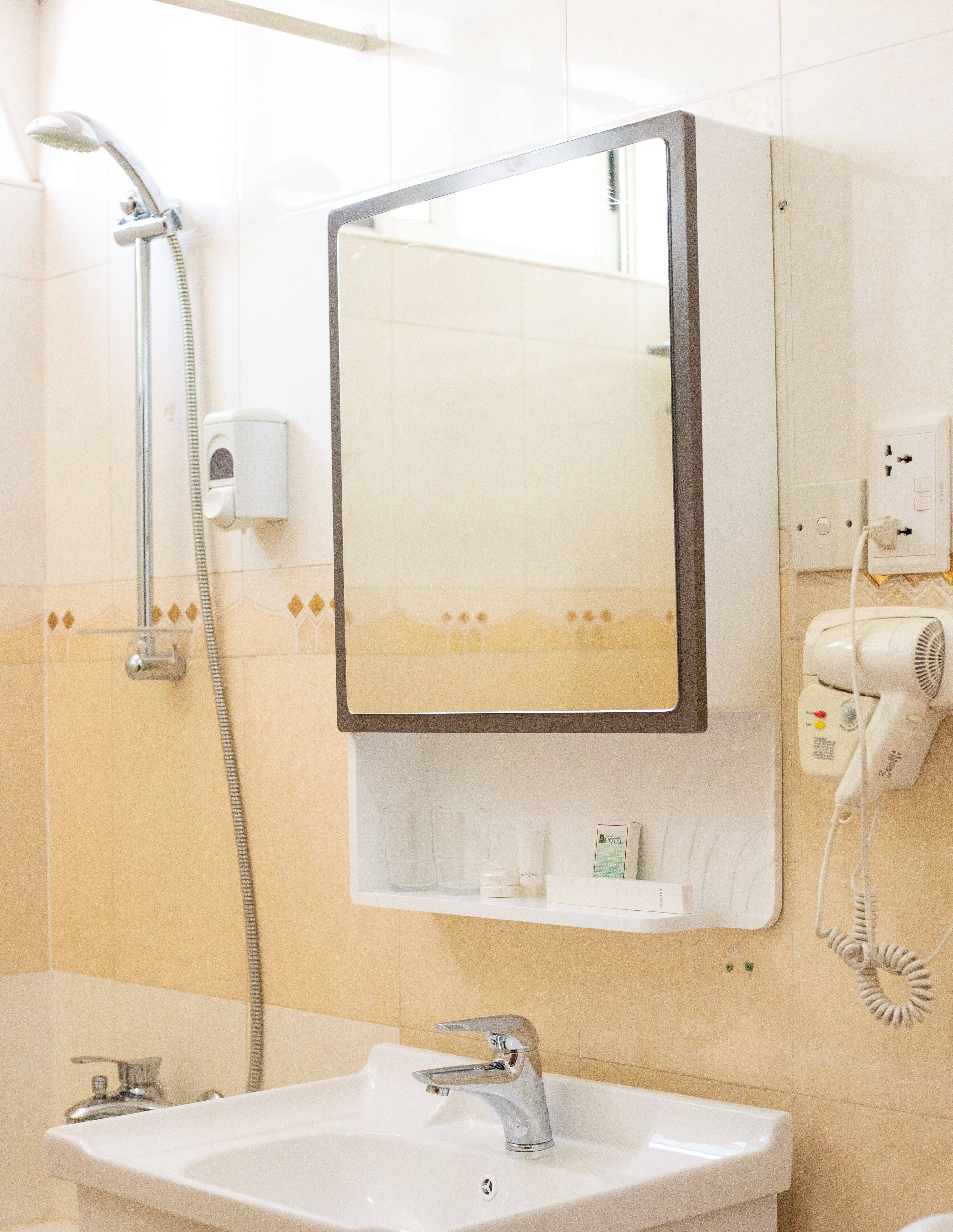 Foto - Airport West Hotel