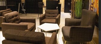 Airport West Hotel