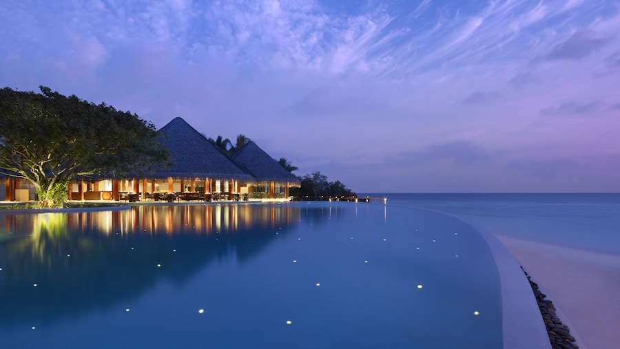 Dusit Thani Maldives - 50 percent off on Transfers for Stays of 5 Nights stay until 20 December 2026