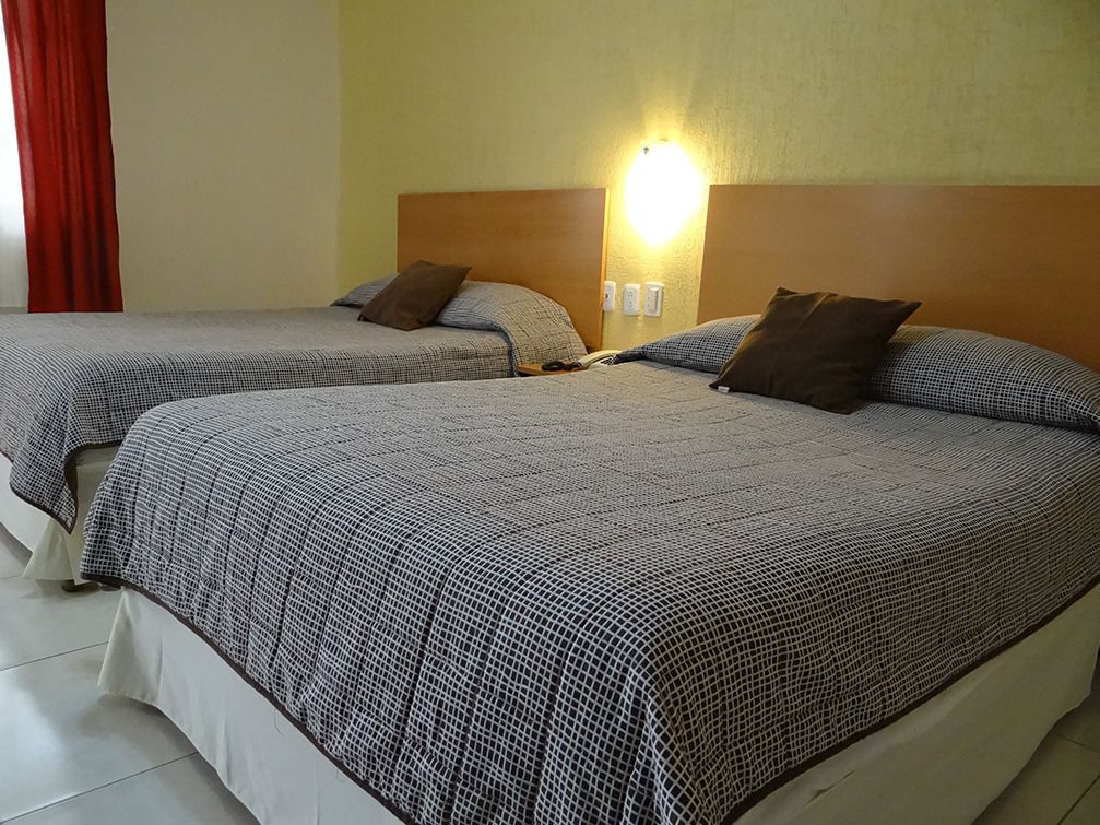 標準雙人房, 2 張標準雙人床 | 熨斗/熨衣板、免費無線上網、床單