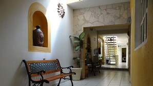 Interior - Pequeno Gran Hotel (Aguascalientes)