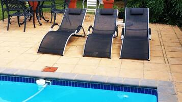 Outdoor pool, sun loungers
