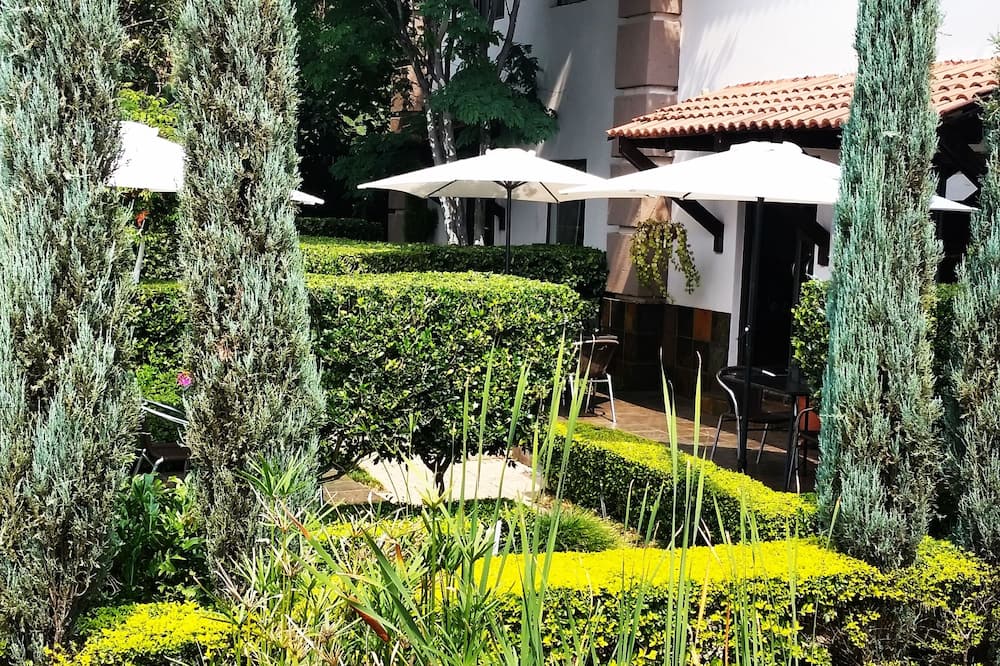 Constantia Manor Guest House