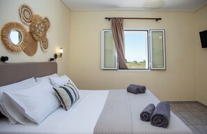 1 bedroom, in-room safe, free WiFi, bed sheets