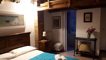 Family Double Room | 1 bedroom, individually decorated, iron/ironing board, free WiFi