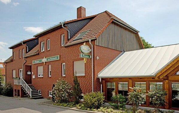 Esterni