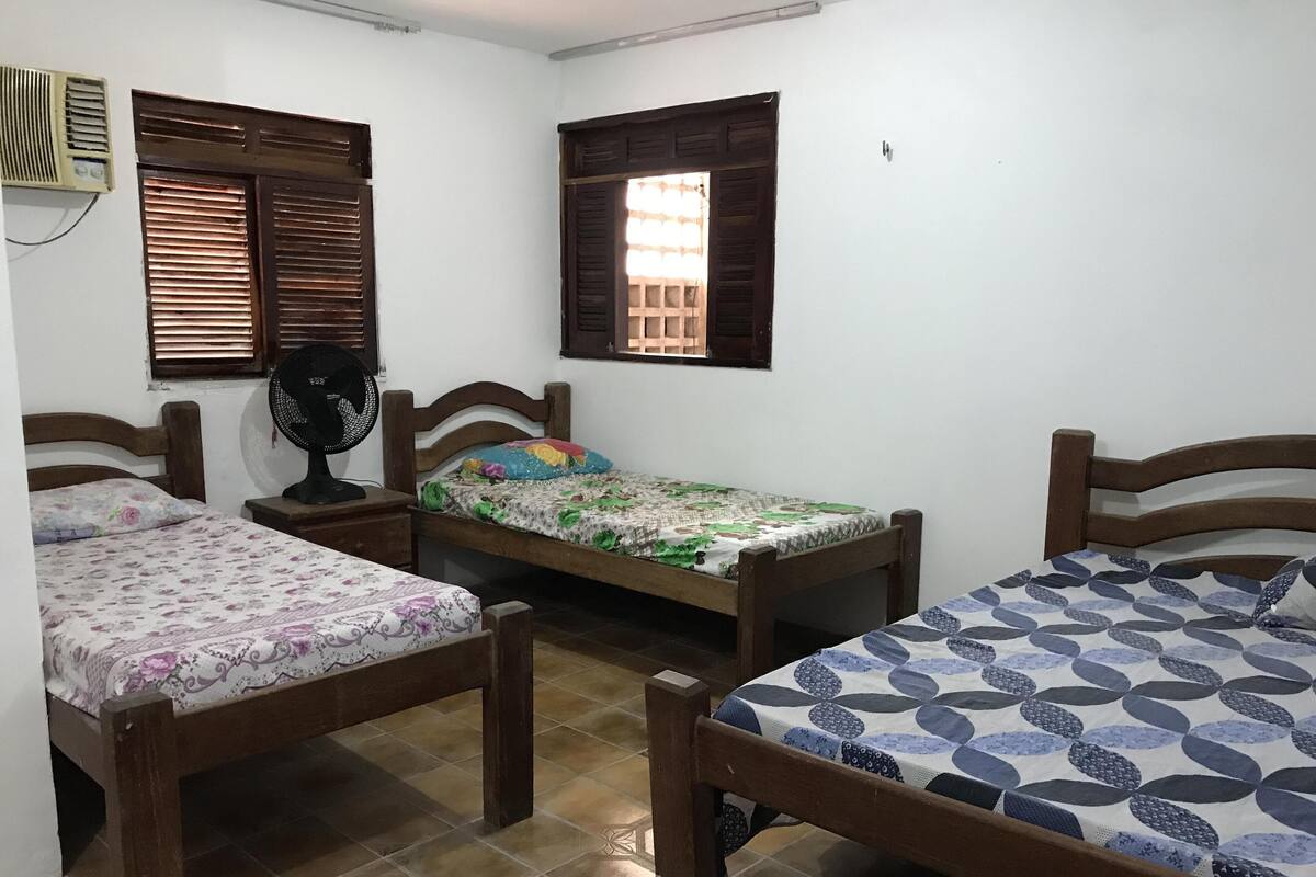 Quadruple Room, Multiple Beds | Free WiFi, bed sheets