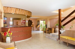 Check-in/check-out kiosk - Hotel Palmanova (Maceió)