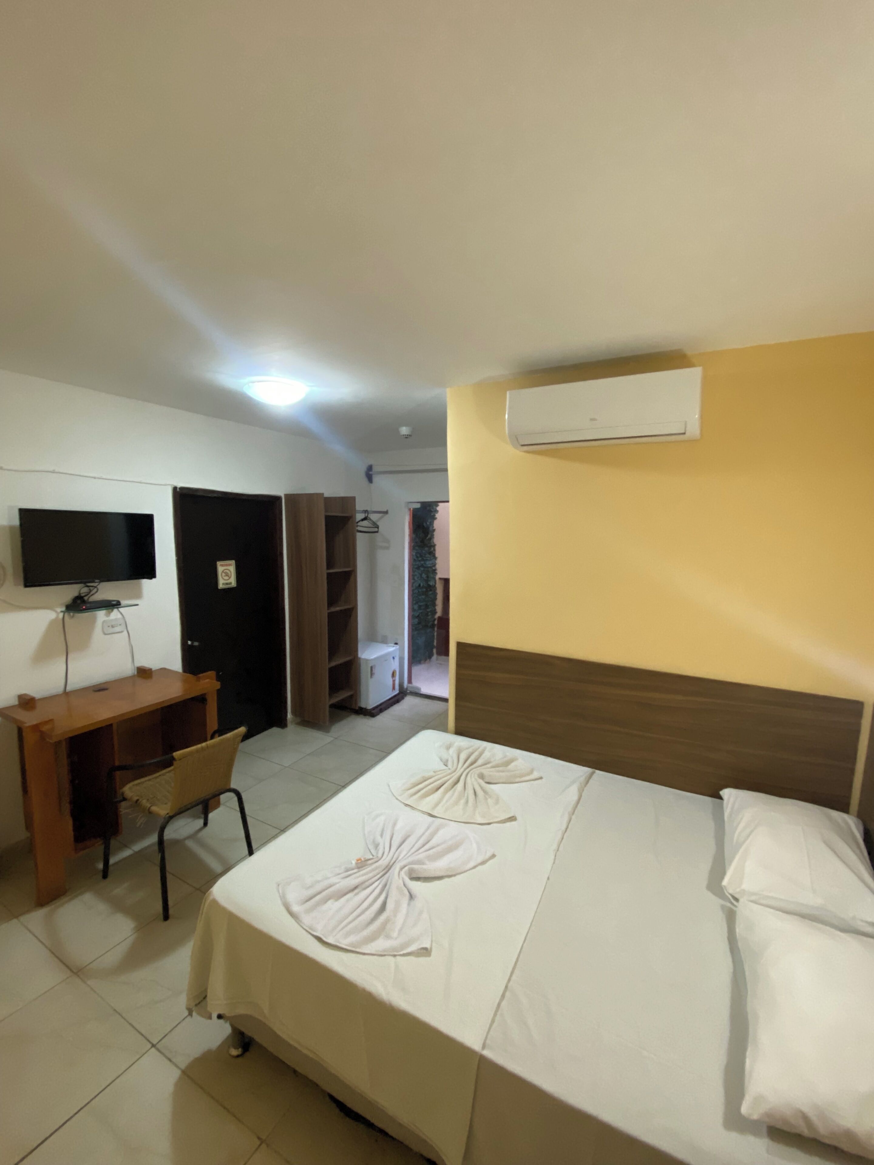 Quarto duplo pequeno | Mørklægningsgardiner, strygejern/strygebræt, gratis Wi-Fi