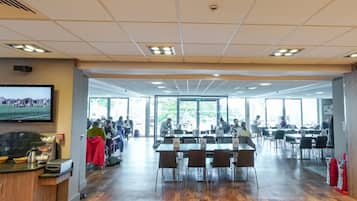 Bar (en el alojamiento)