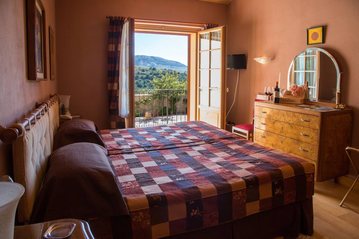 Literie de qualité supérieure, minibar, coffres-forts dans les chambres