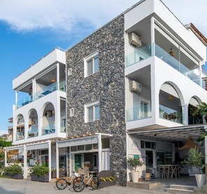 Literie de qualité supérieure, coffres-forts dans les chambres