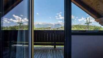 Standard Triple Room, Mountain View | Individually decorated, individually furnished, soundproofing, free WiFi