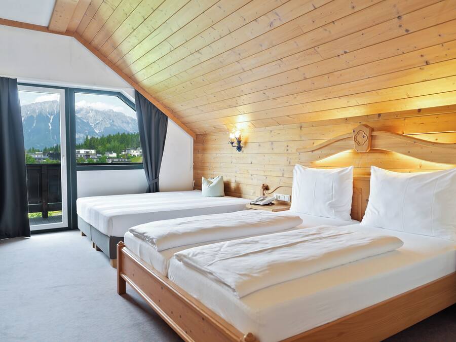 Soundproofing, free WiFi, individually decorated, individually furnished