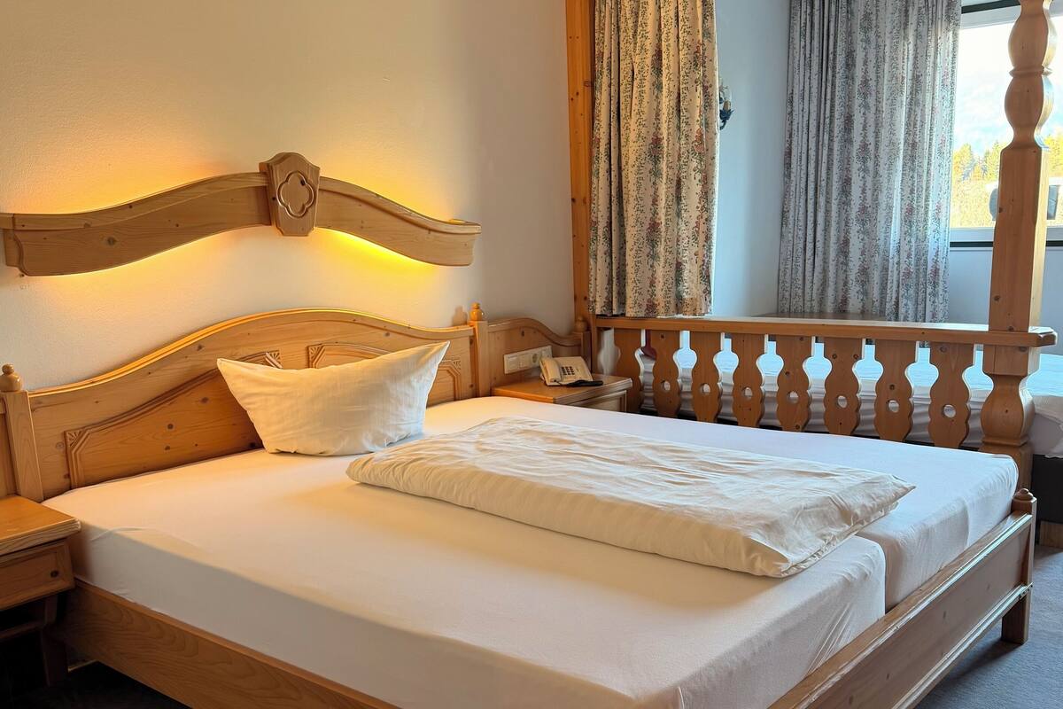 Standard Single Room, Balcony, Mountainside | 1 bedroom, individually decorated, individually furnished, soundproofing