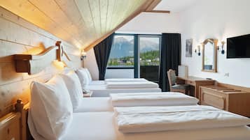 Traditional Suite, 2 Bedrooms, Balcony | Individually decorated, individually furnished, soundproofing, free WiFi