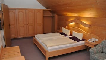 1 habitación, decoración personalizada y muebles diferentes