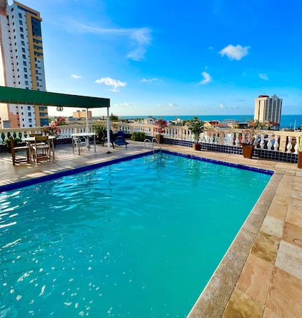 Piscina externa. Algarve Praia Hotel