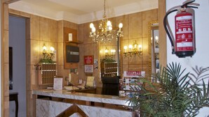 Reception - Hostal Greco Madrid (Madrid)