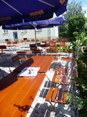 Breakfast, lunch, dinner served; alfresco dining - Hotel-Gasthof-Fellner (Furth im Wald)