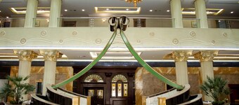 巴沙怡东大酒店