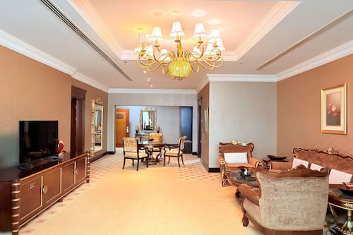 Grand Suite | Memory-foam beds, in-room safe, desk, soundproofing