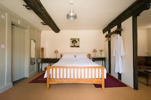 Standard Suite (Willow-Ground floor King) | 1 bedroom