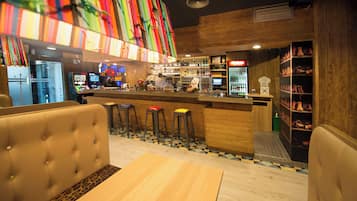 Snack bar