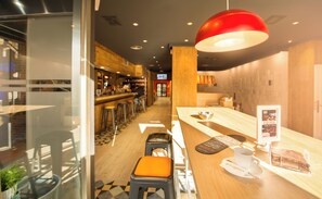 Bar (en la propiedad)
