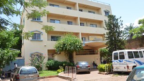 Unclassified image, 5 of 16, button - Hotel Mirabeau (Bamako)